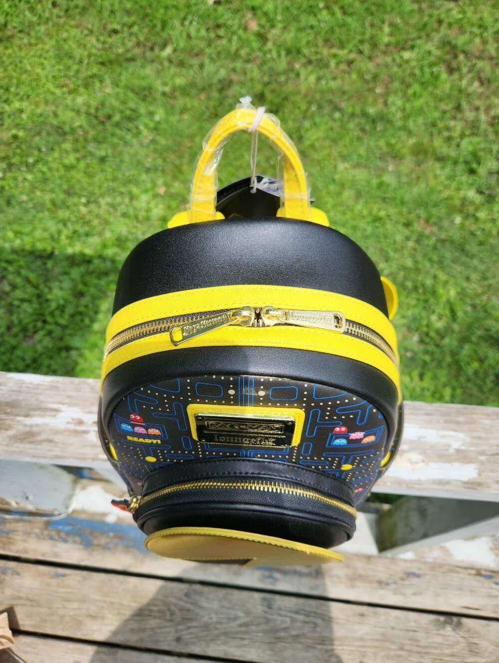 Loungefly Pac-Man Mini Backpack in Black and Metallic Gold NWT